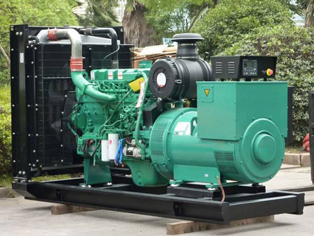 襄城710kw康明斯柴油发电机组图片 襄城710kw康明斯柴油发电机组图片