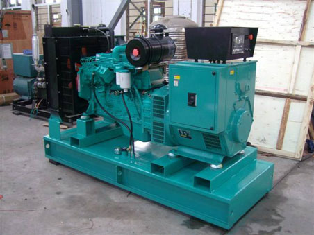 襄城200kw康明斯柴油发电机组图片 襄城200kw康明斯柴油发电机组图片